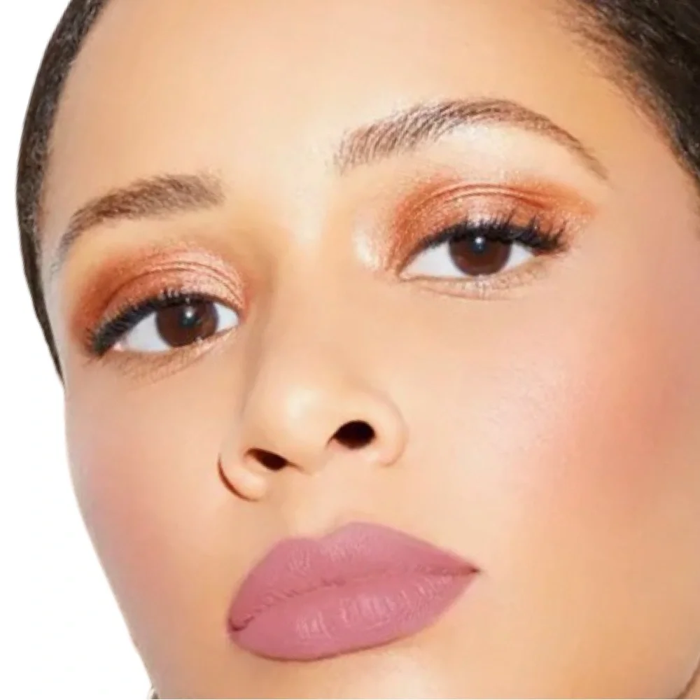 BOSSY COSMETICS Beauty Meets Drive Makeup Palette